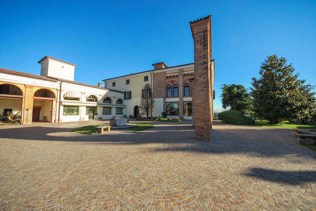 Villa Santa Maria Dell'Arco - Centro Oreb Cazzago San Martino Exterior photo